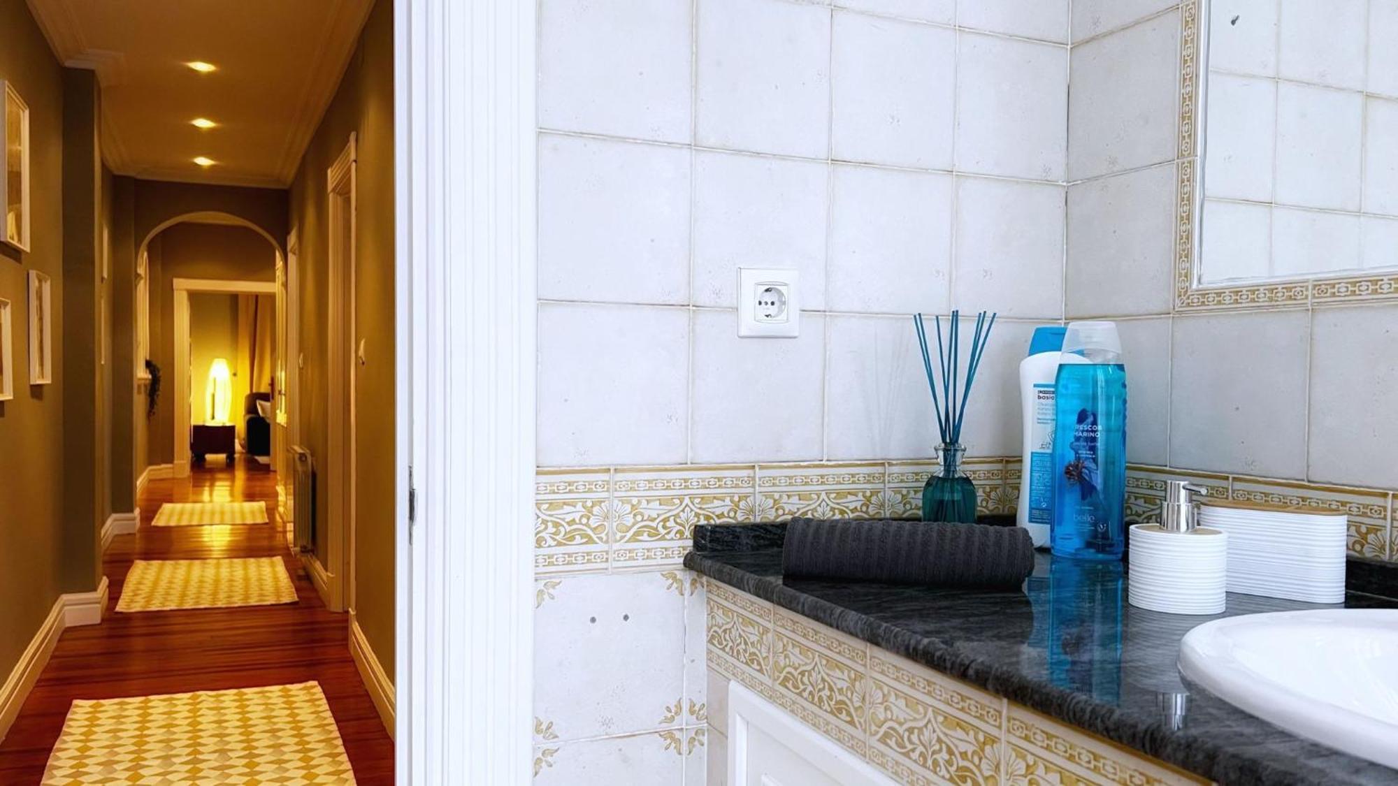 Centrica Y Amplia Vivienda Turistica Con Wifi Apartman Bilbao Kültér fotó